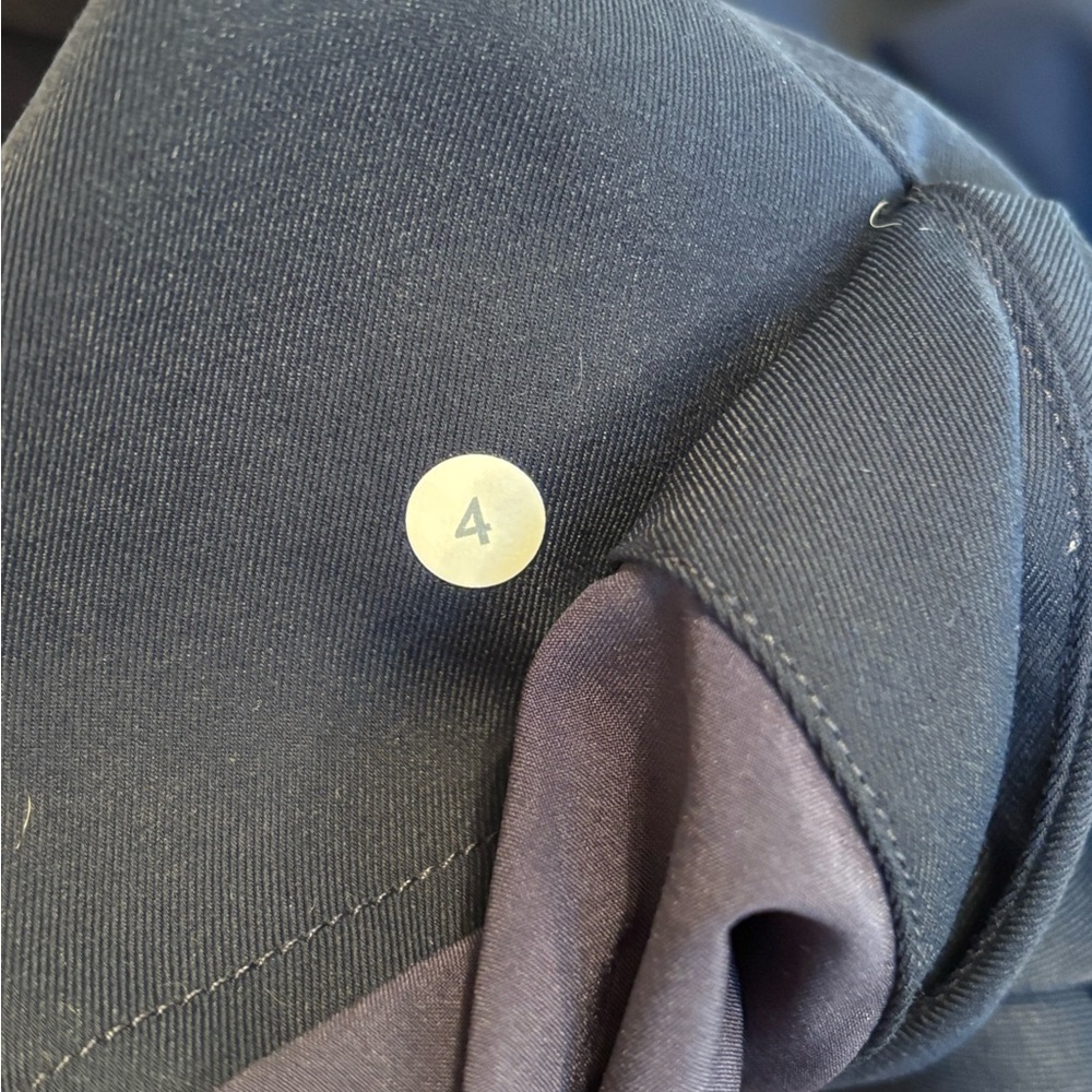 Lululemon Tailored Pants with Reflective Detail Size 4 - Picture 10 of 13